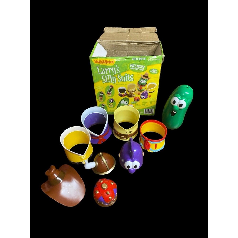 VeggieTales Larry’s Silly Suits Costume Playset Larry The Cucumber